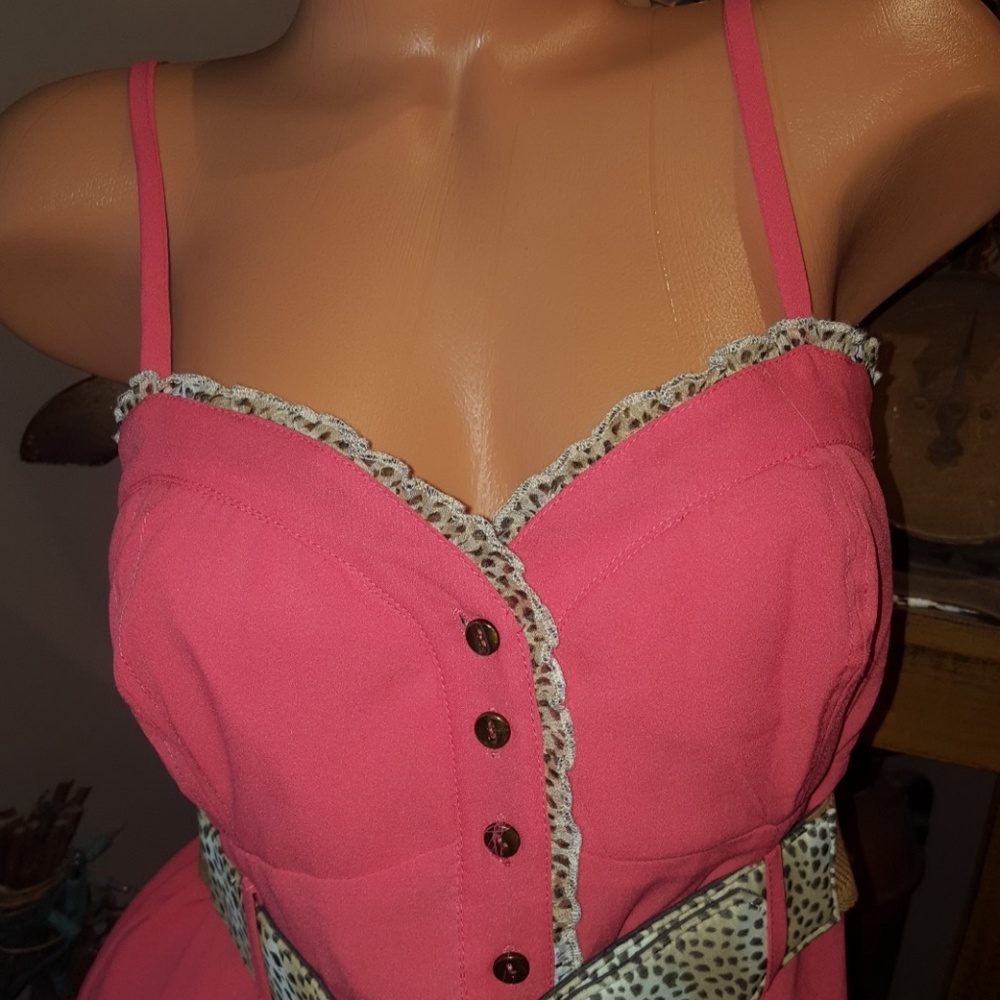 Bebe ruffle animal print belted top M - Picture 2 of 7